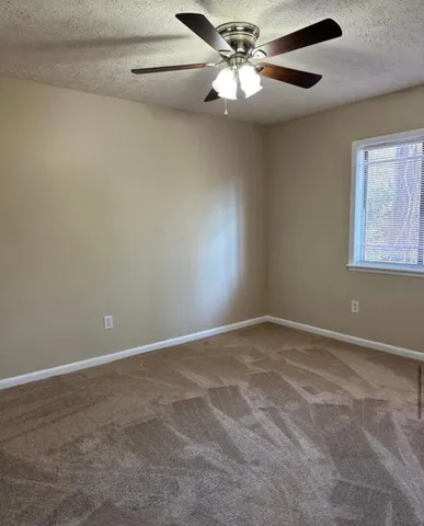 $1,400 | 615 Carter Lane, Conway, SC 29526