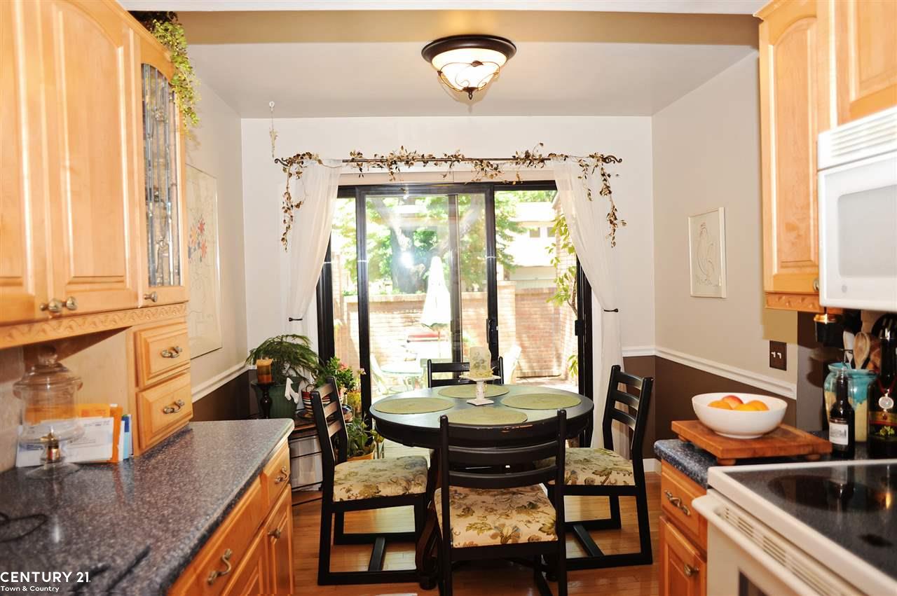 370 Willow Grove Lane Rochester Hills, MI 48307 - Photo 14 of 46