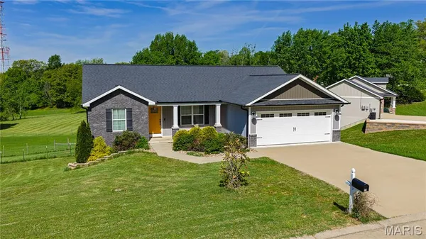 $350,000 | 829 North Lacey Street, Jackson, MO 63755