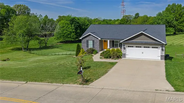$350,000 | 829 North Lacey Street, Jackson, MO 63755