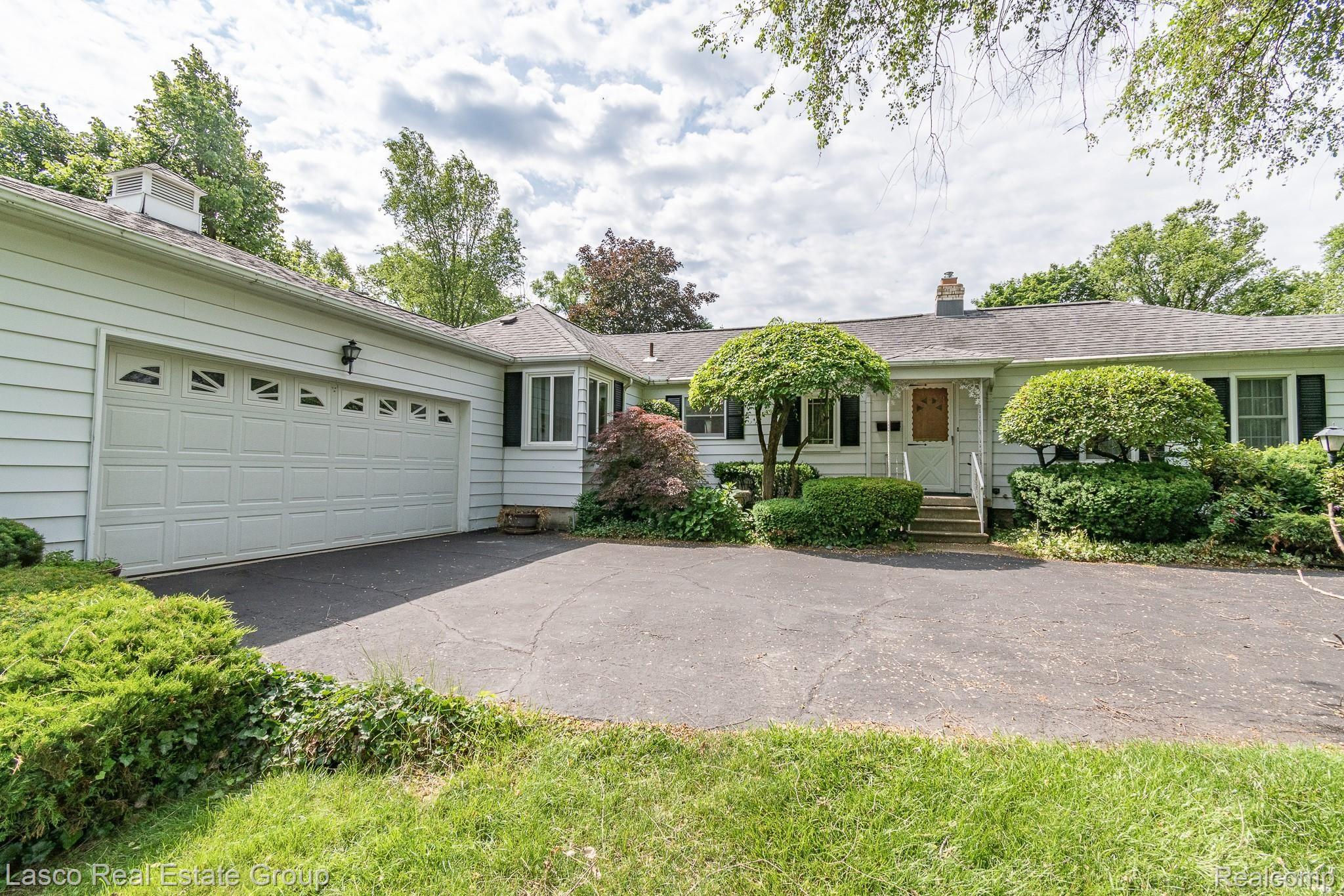 1831 Colchester Road Flint, MI 48503 - Photo 37 of 49 HardyMediaCompany-2635.jpg