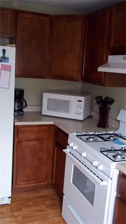 54 Manor Court Springfield, MA 01118 - Photo 3 of 24 Gallery Image 3