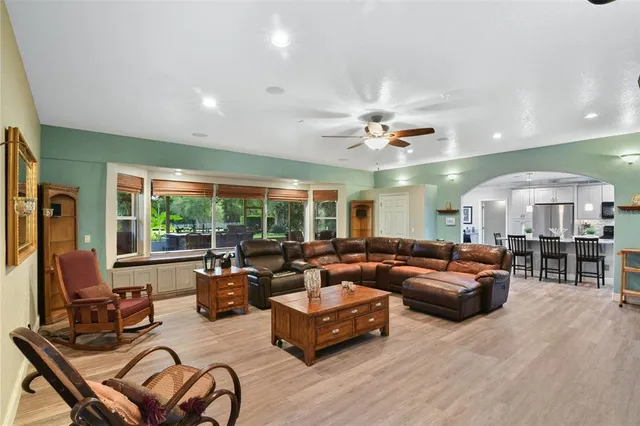 $2,500,000 | 35126 William Lane, Eustis, FL 32736