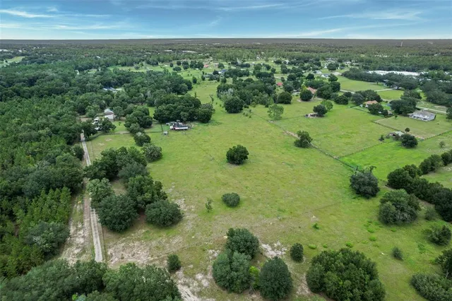 $2,500,000 | 35126 William Lane, Eustis, FL 32736