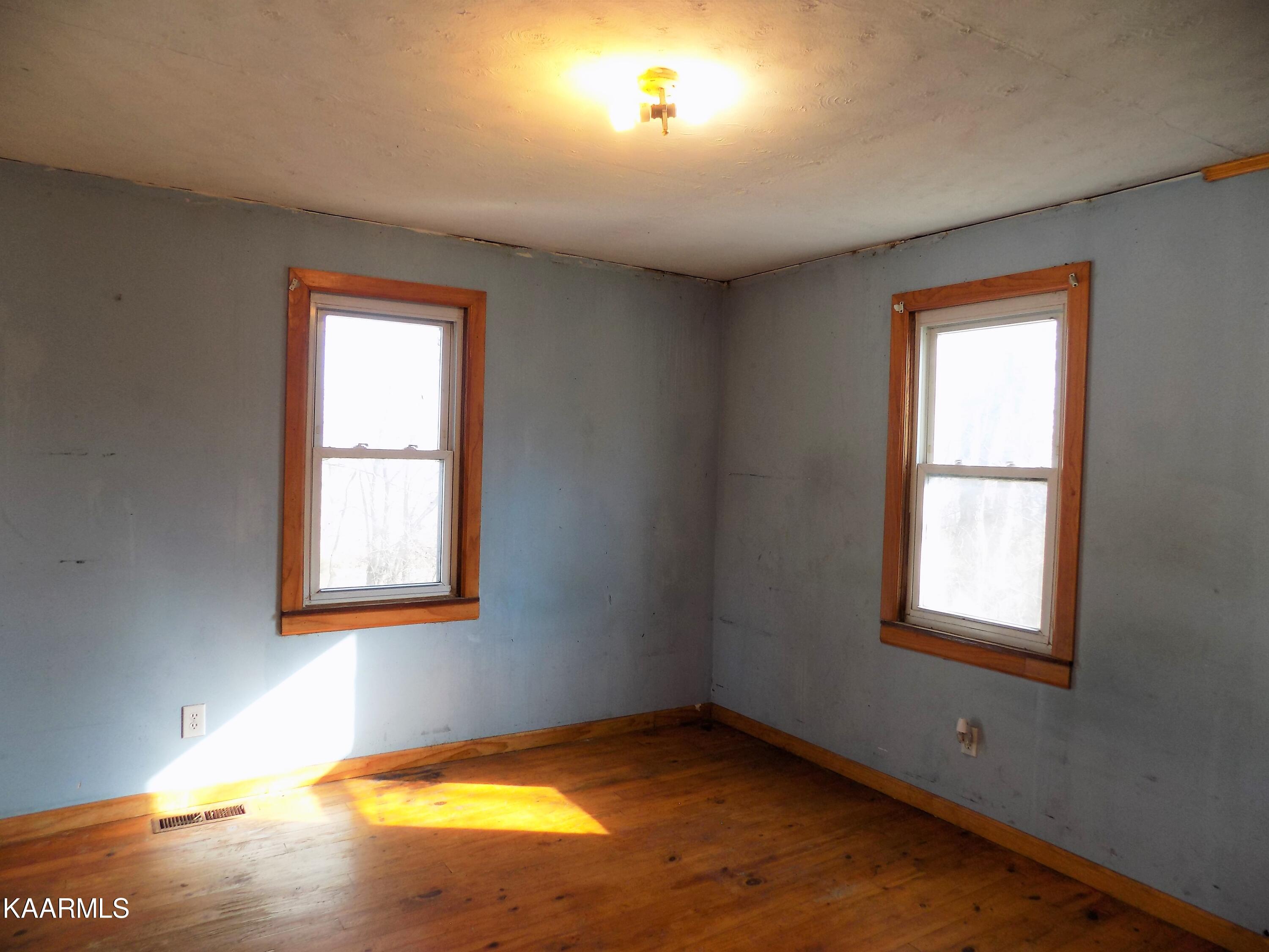 1482 Reed Bull Road New Market, TN 37820 - Photo 23 of 40 Bedroom #2