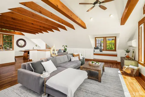 $1,899,999 | 2508 13th Avenue West, Seattle, WA 98119
