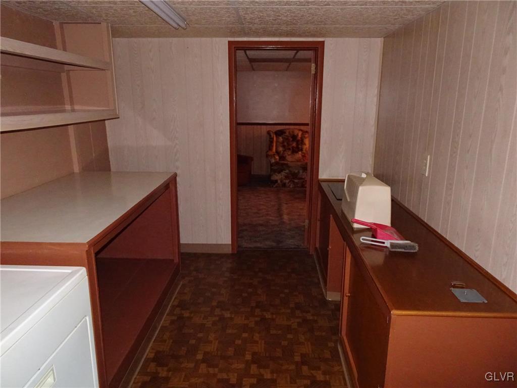 2155 Catasauqua Road Bethlehem, PA 18018 - Photo 27 of 29 Gallery Image 27