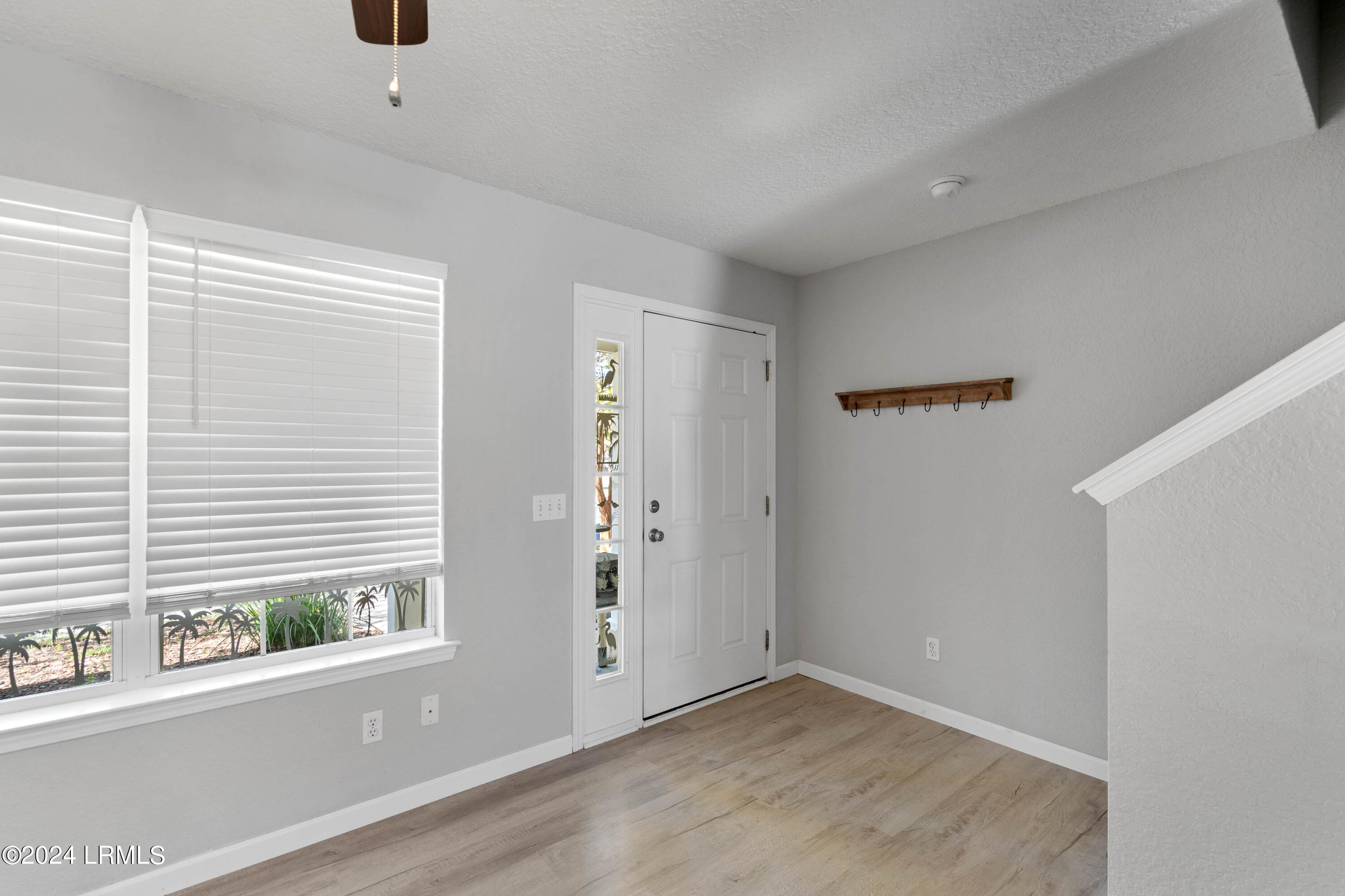 407 Lake Park Way Bluffton, SC 29909 - Photo 3 of 31 407 Lake Park-7