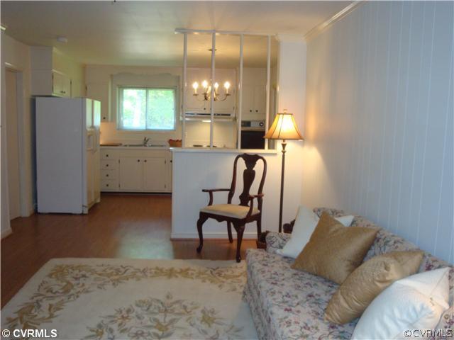 7804 Lycoming Road Henrico, VA 23229 - Photo 12 of 24 Den/Family/Great Room