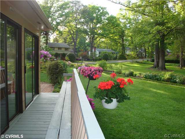 7804 Lycoming Road Henrico, VA 23229 - Photo 17 of 24 Yard/Garden
