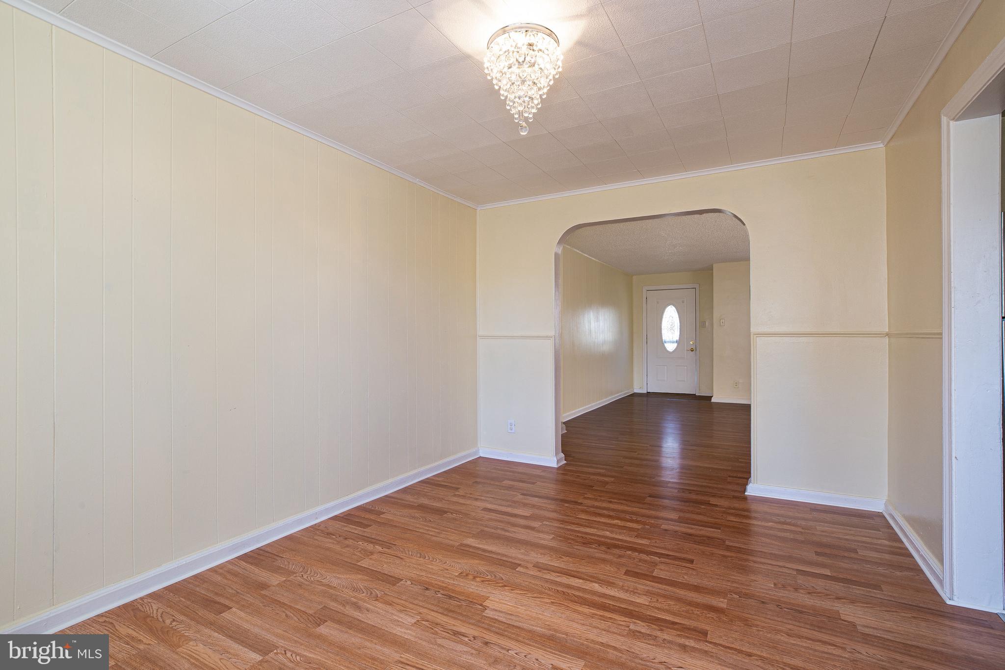 303 Copley Road Upper Darby, PA 19082 - Photo 11 of 19