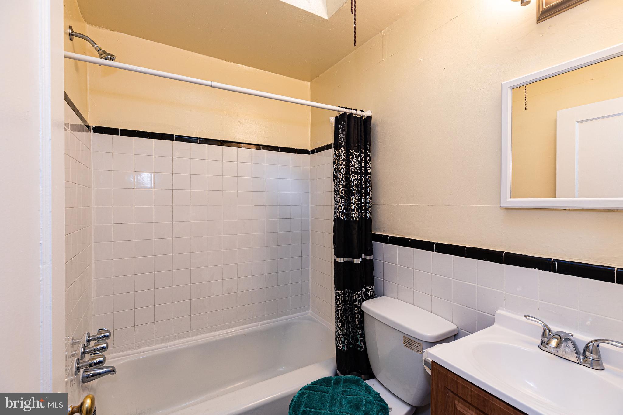 303 Copley Road Upper Darby, PA 19082 - Photo 16 of 19