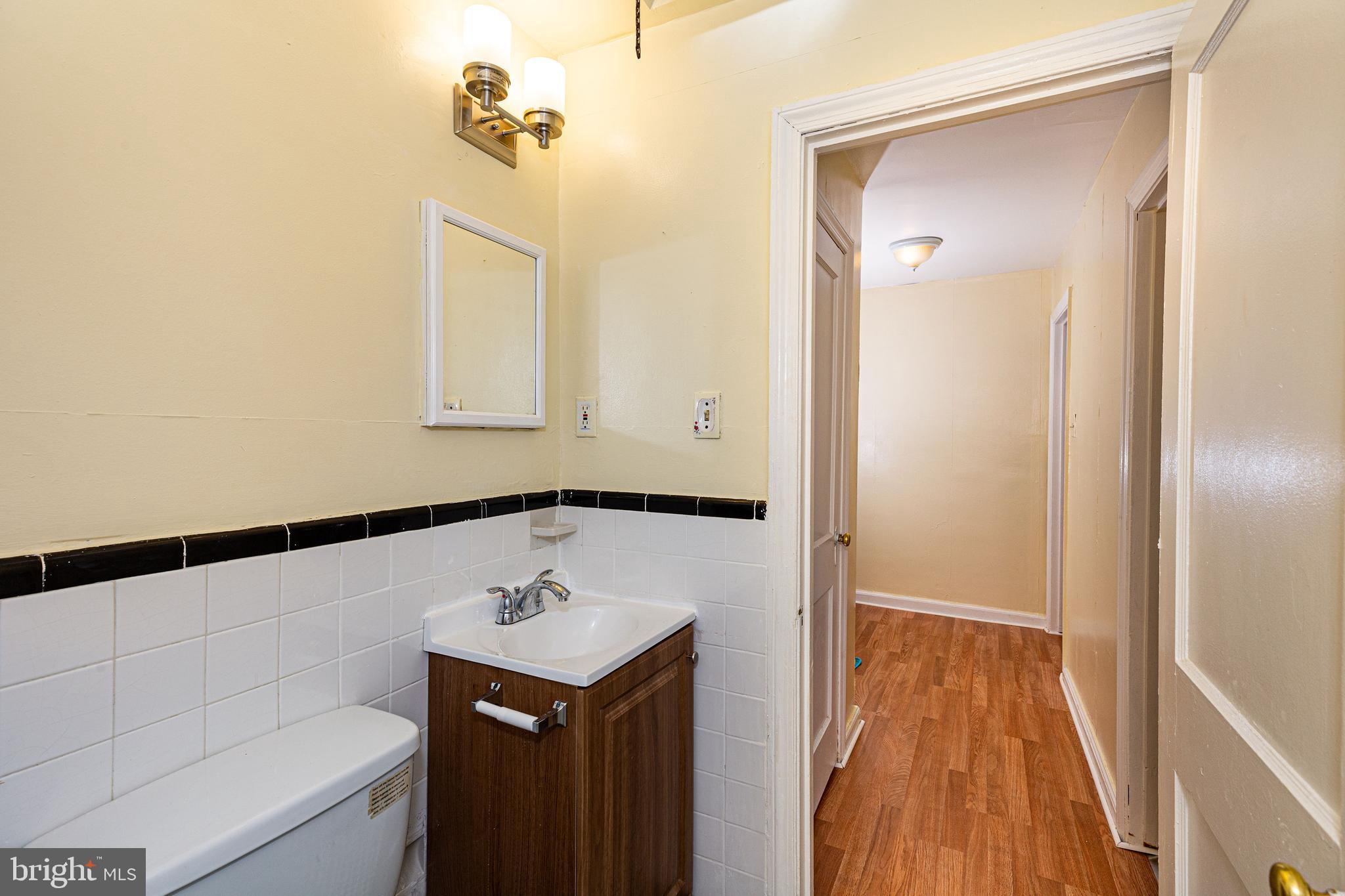 303 Copley Road Upper Darby, PA 19082 - Photo 17 of 19