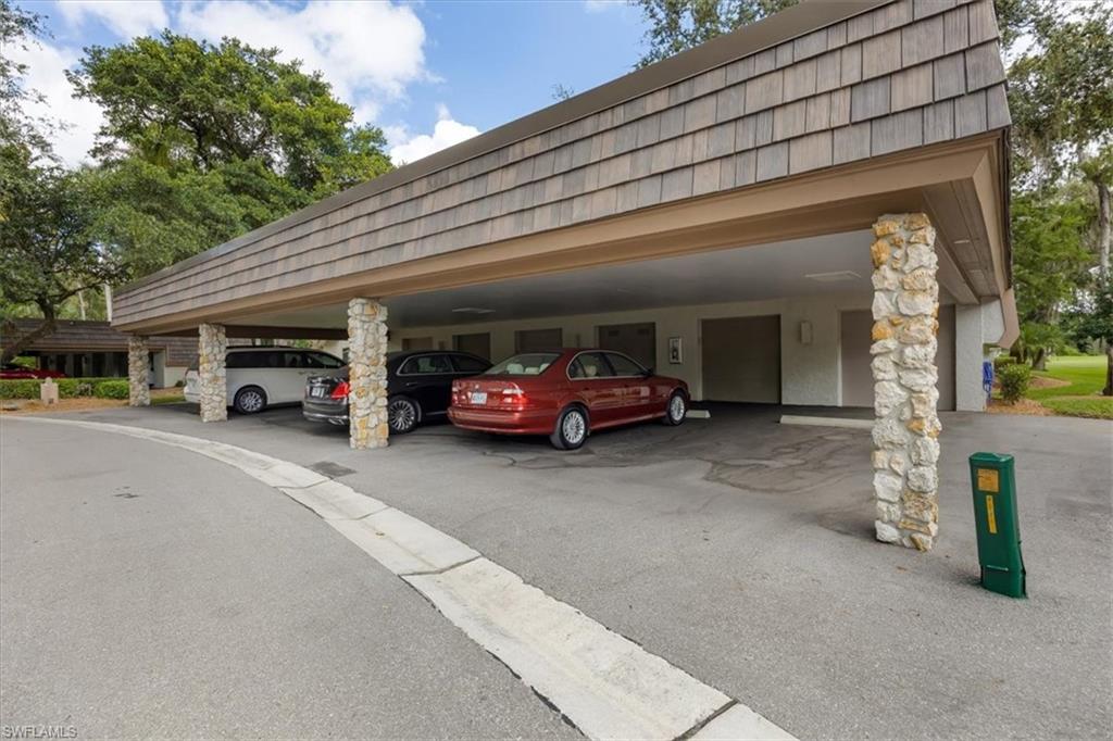 103 Clubhouse Lane, Unit 285 Naples, FL 34105 - Photo 15 of 35