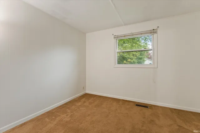 $178,900 | 23585 Forrestview Avenue, Elkhart, IN 46517