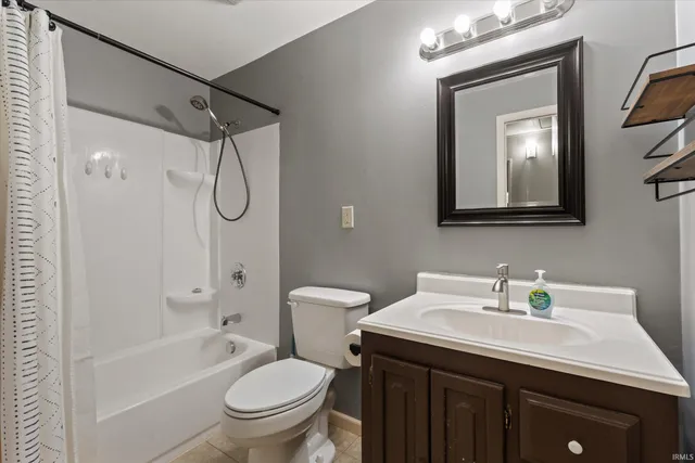 $178,900 | 23585 Forrestview Avenue, Elkhart, IN 46517