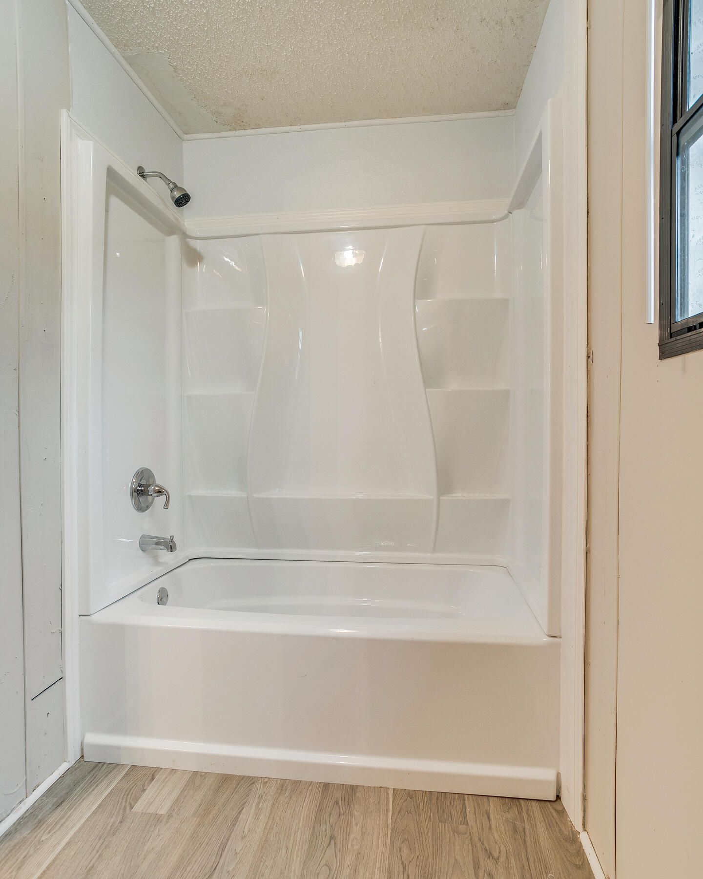 662 Conklin Road Jonesborough, TN 37659 - Photo 20 of 34 Master Bath