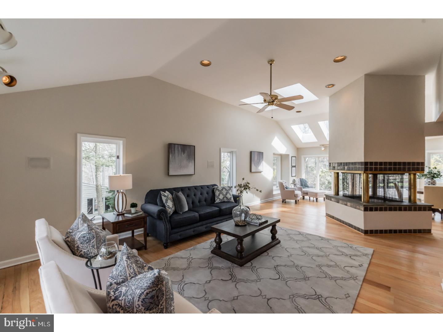 844 Old State Road Berwyn, PA 19312 - Photo 8 of 25 Great Room