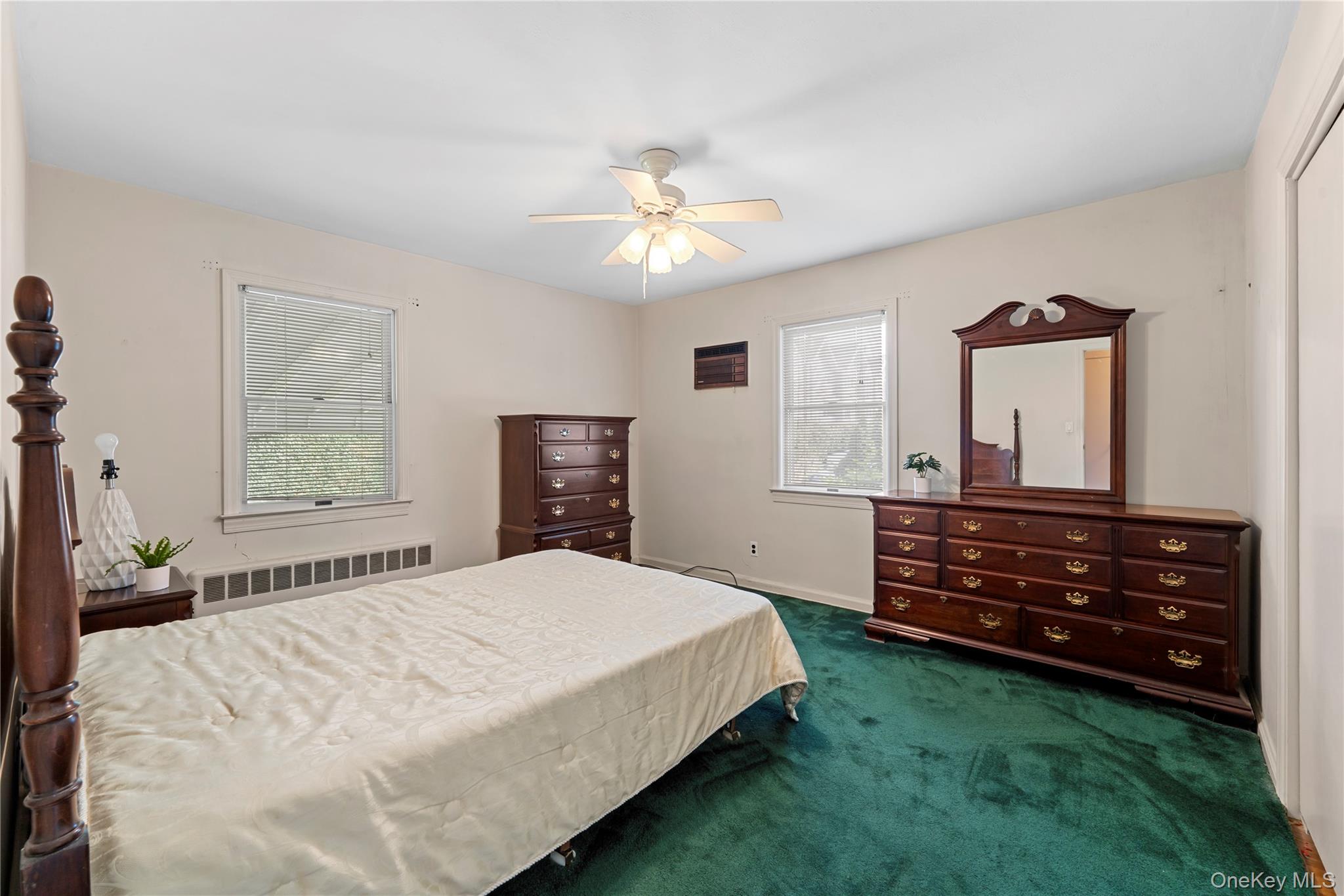 18 Lynton Road Albertson, NY 11507 - Photo 27 of 36 Gallery Image 27