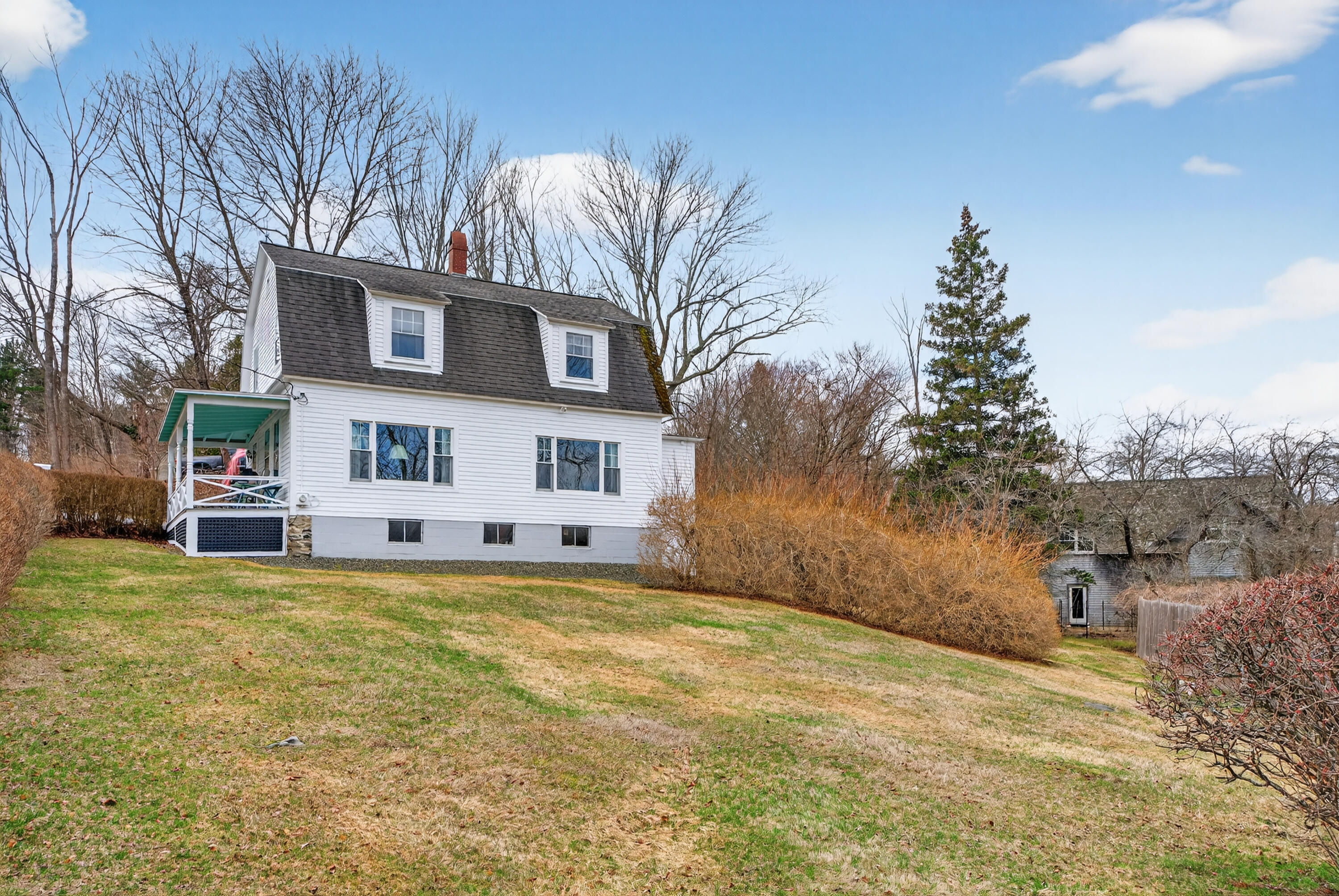 17 Seabury Road York, ME 03909 - Photo 19 of 21 Well maintained yard