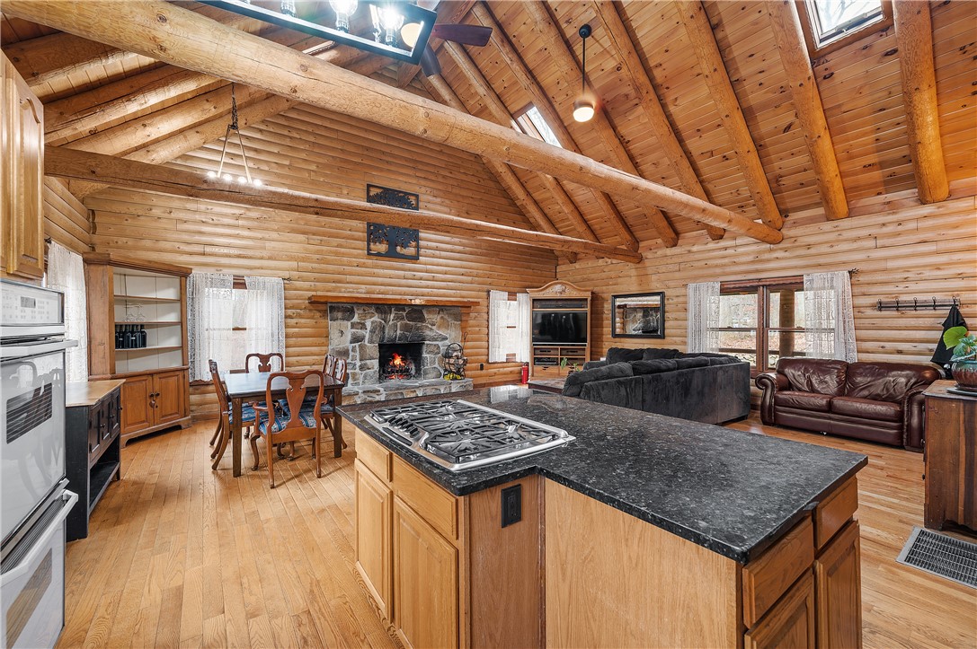 283 Snake Hill Road Glocester, RI 02857 - Photo 11 of 50