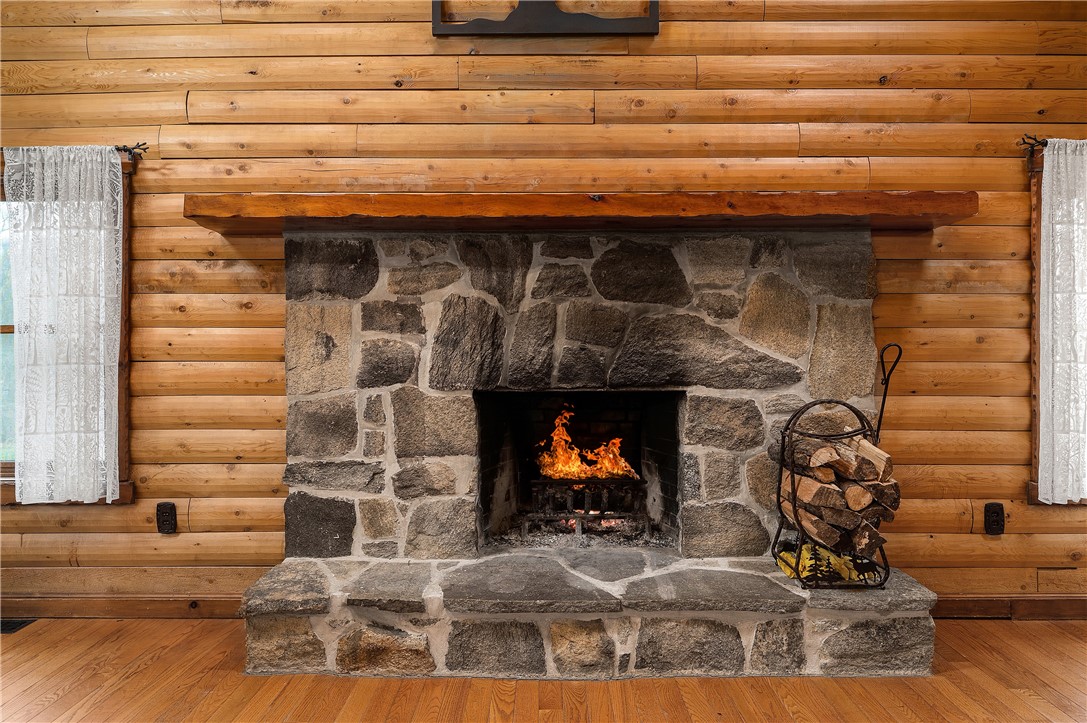 283 Snake Hill Road Glocester, RI 02857 - Photo 9 of 50