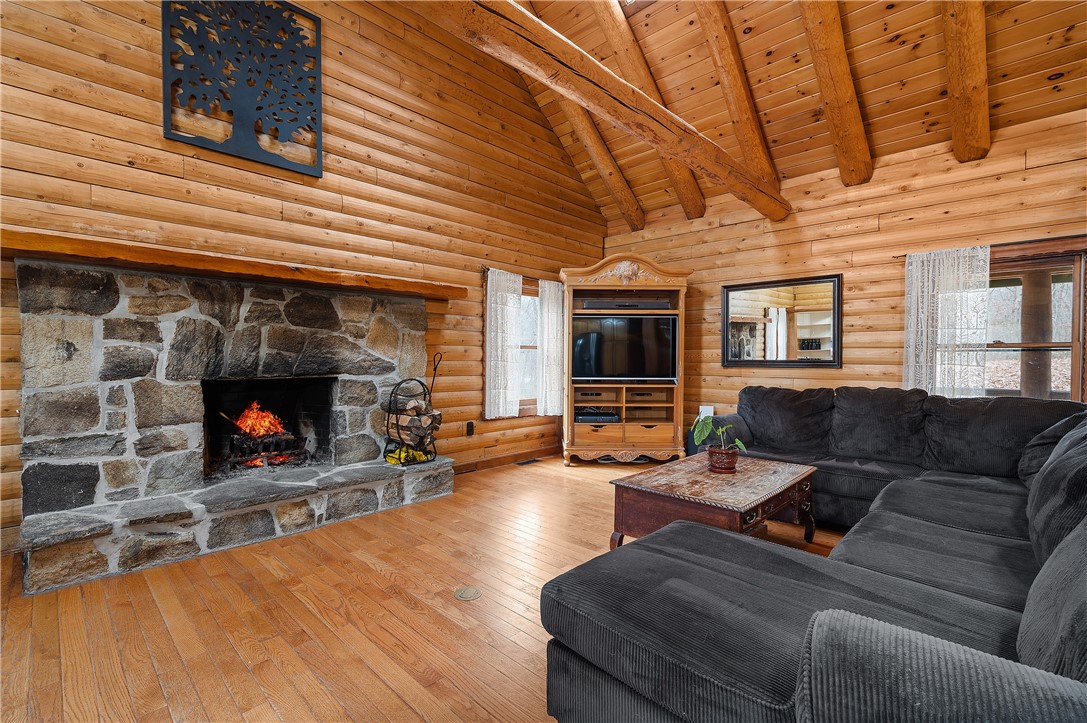 283 Snake Hill Road Glocester, RI 02857 - Photo 10 of 50