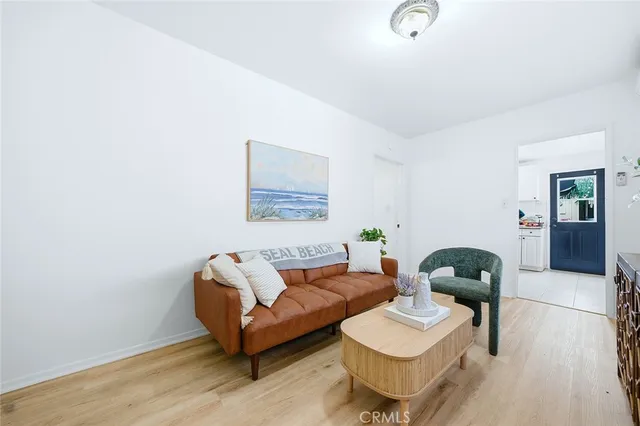 $1,850,000 | 129 14th Street, Seal Beach, CA 90740