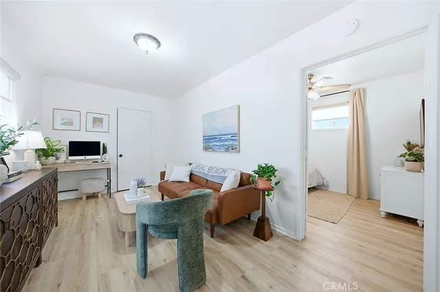 $1,850,000 | 129 14th Street, Seal Beach, CA 90740