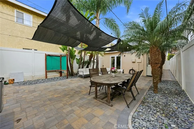 $1,850,000 | 129 14th Street, Seal Beach, CA 90740