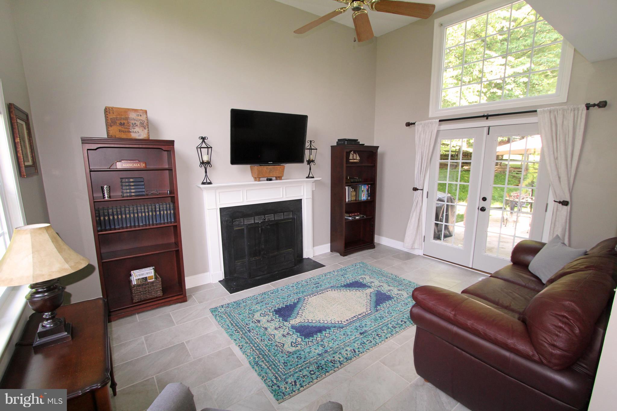 700 North Shamrock Road Bel Air, MD 21014 - Photo 13 of 26 Neutral d cor will work for anyone's style