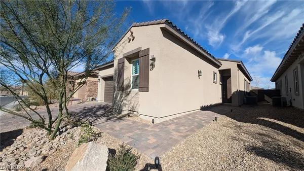 $3,000 | 116 Ibiza Lake Drive, Henderson, NV 89011