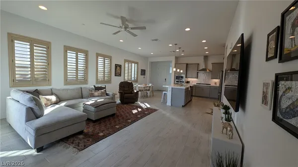 $3,000 | 116 Ibiza Lake Drive, Henderson, NV 89011