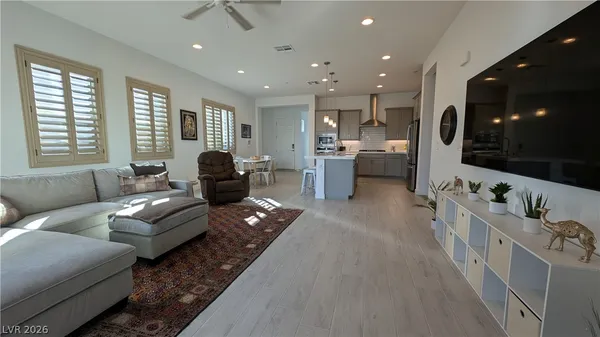 $3,000 | 116 Ibiza Lake Drive, Henderson, NV 89011