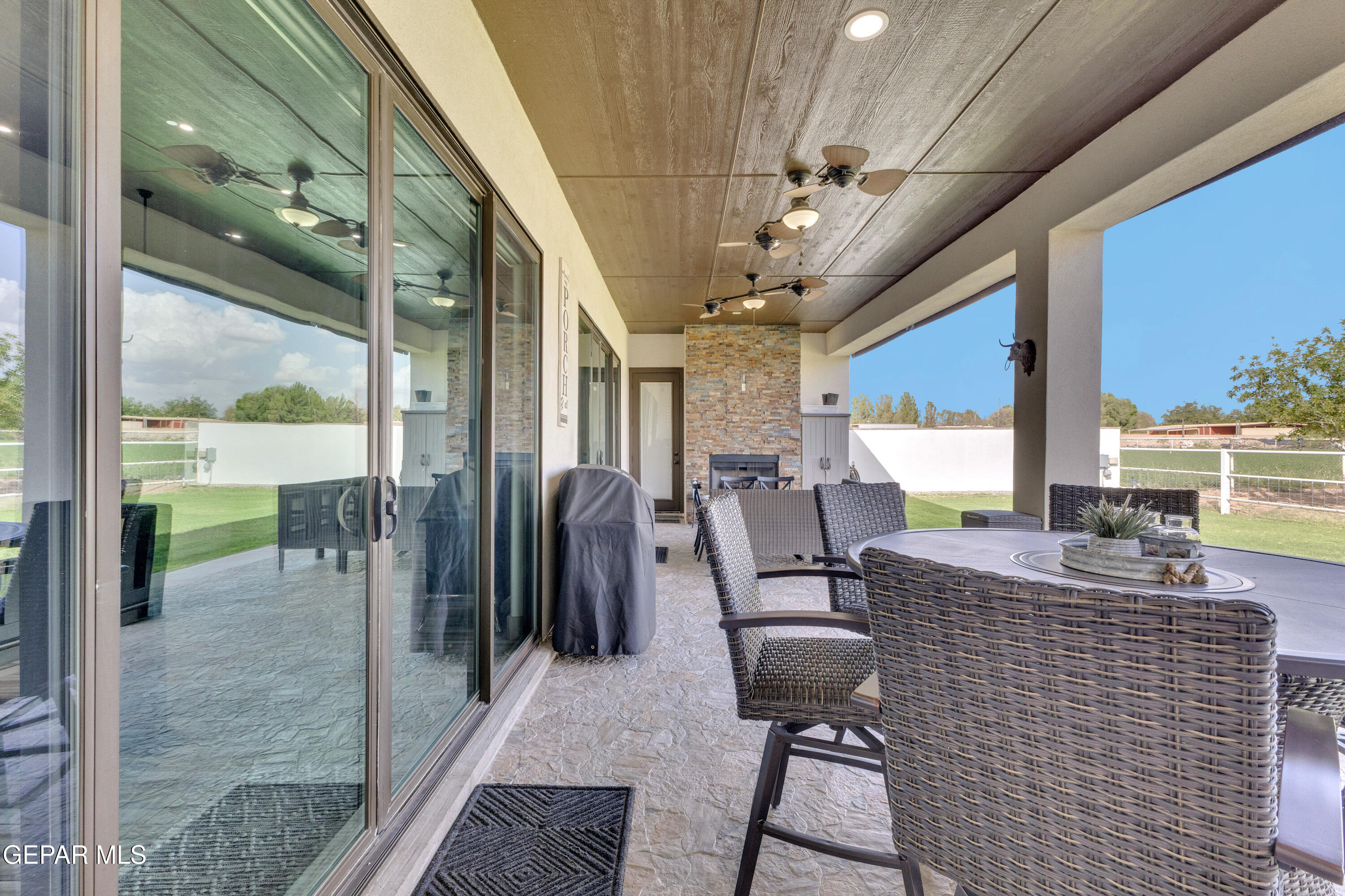 800 Parker Road Socorro, TX 79927 - Photo 62 of 90 6 (5)