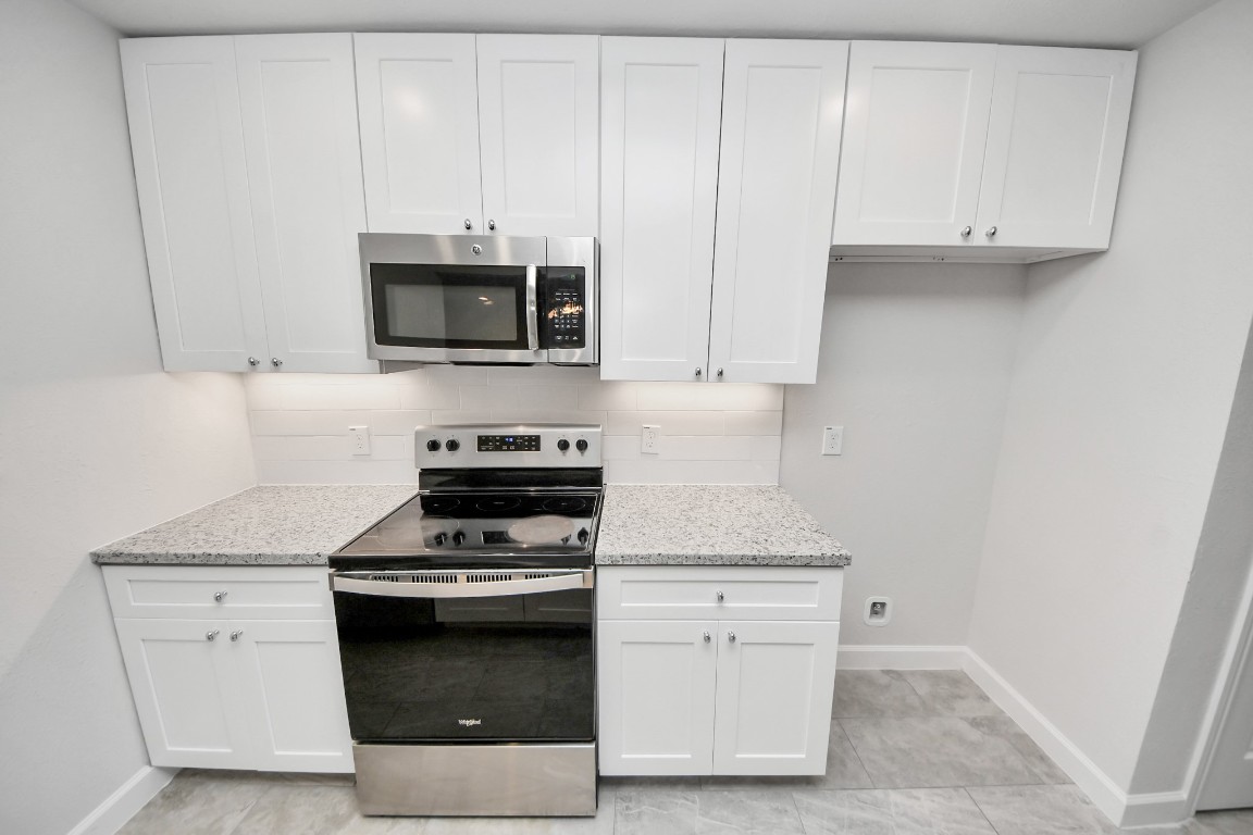 6934 Neff Street Houston, TX 77074 - Photo 13 of 32