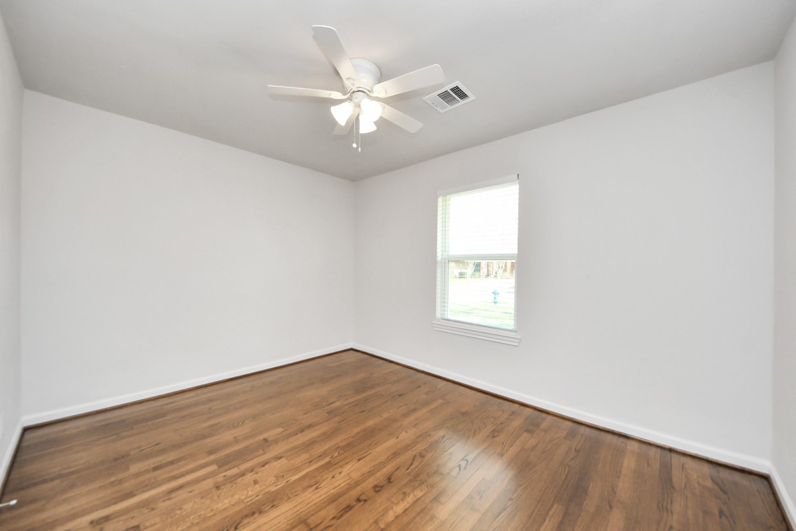 6934 Neff Street Houston, TX 77074 - Photo 19 of 32