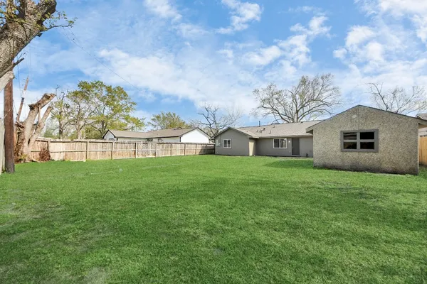 $1,800 | 6934 Neff Street, Houston, TX 77074