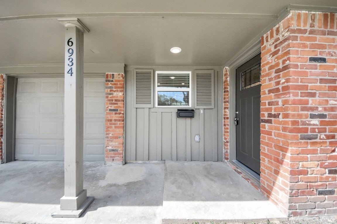 6934 Neff Street Houston, TX 77074 - Photo 3 of 32