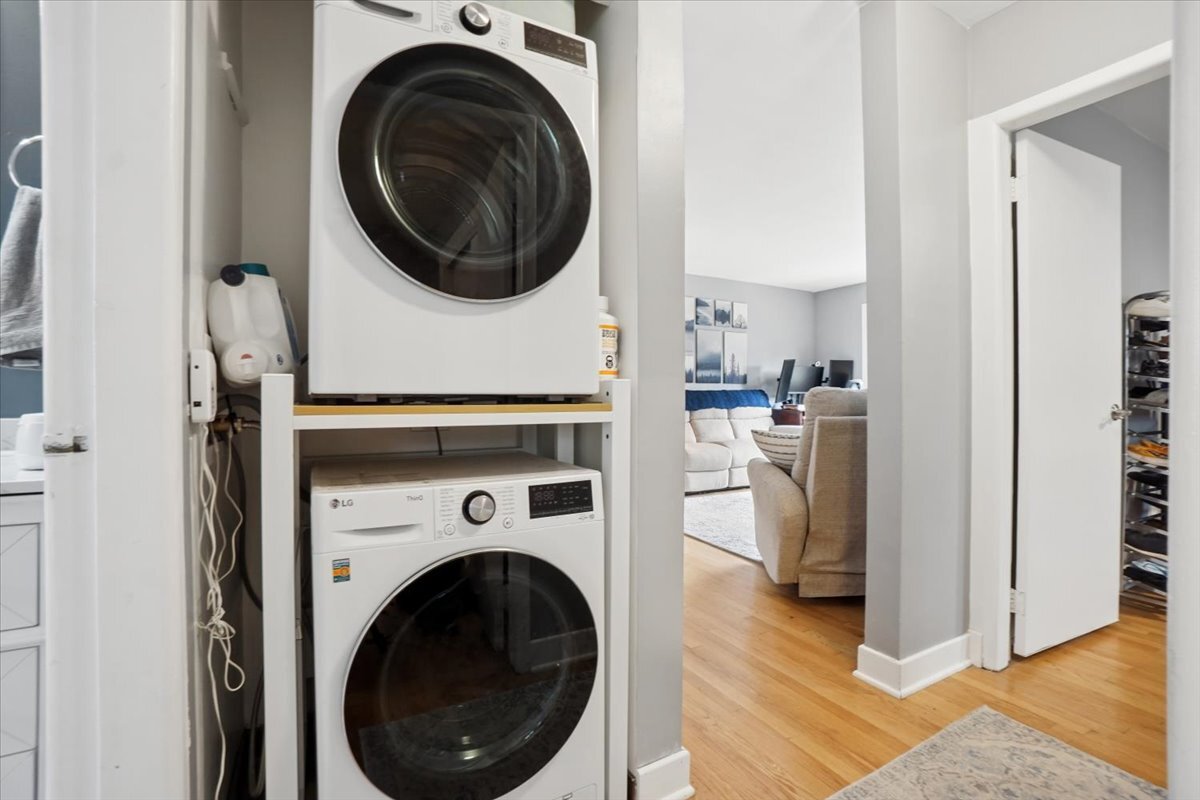 547 Sheridan Road, Unit 3W Evanston, IL 60202 - Photo 12 of 15 Gallery Image 12