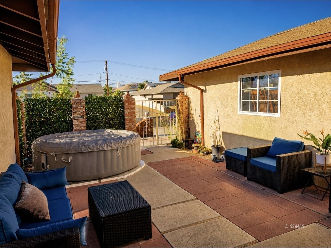 421 West Howell Avenue Ridgecrest, CA 93555 - Photo 4 of 26