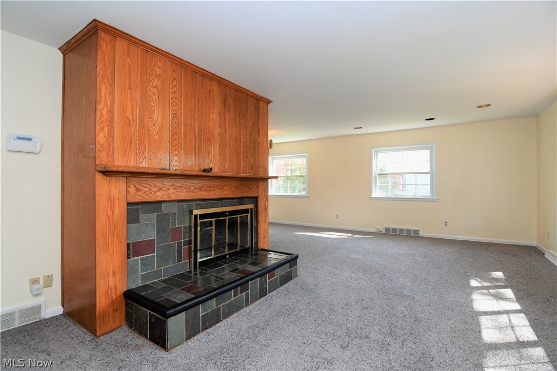 2995 Stanley Road Akron, OH 44333 - Photo 3 of 26 Gallery Image 3