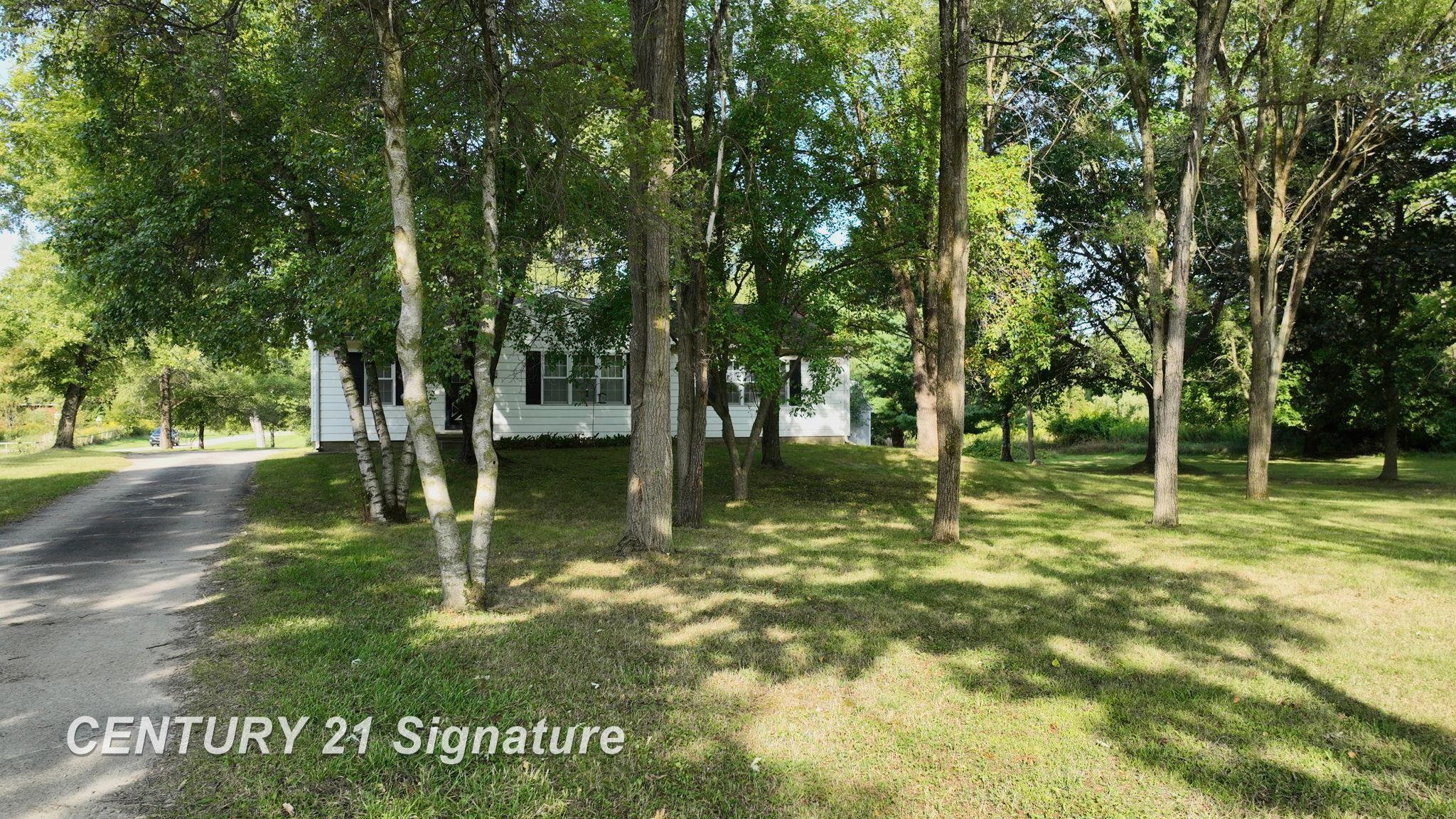 15544 Falk Road Holly, MI 48442 - Photo 37 of 54 50188262-64444263-9a51-4351-93d1-f9740f539e0a.JPG