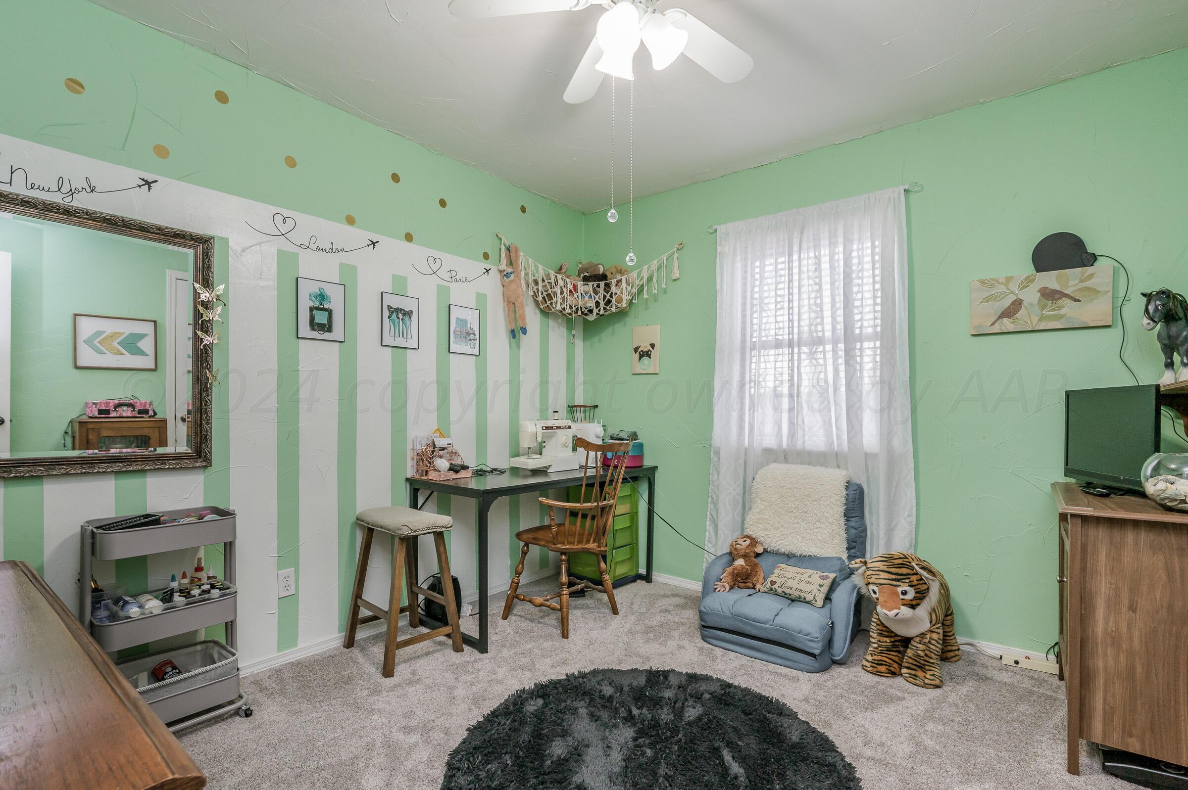 48 Hunsley Road Canyon, TX 79015 - Photo 14 of 19 3rd Bedroom