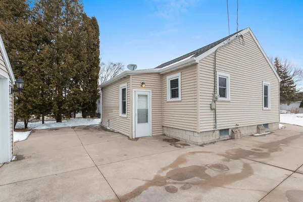 $182,900 | 1815 North Ullman Street, Appleton, WI 54911