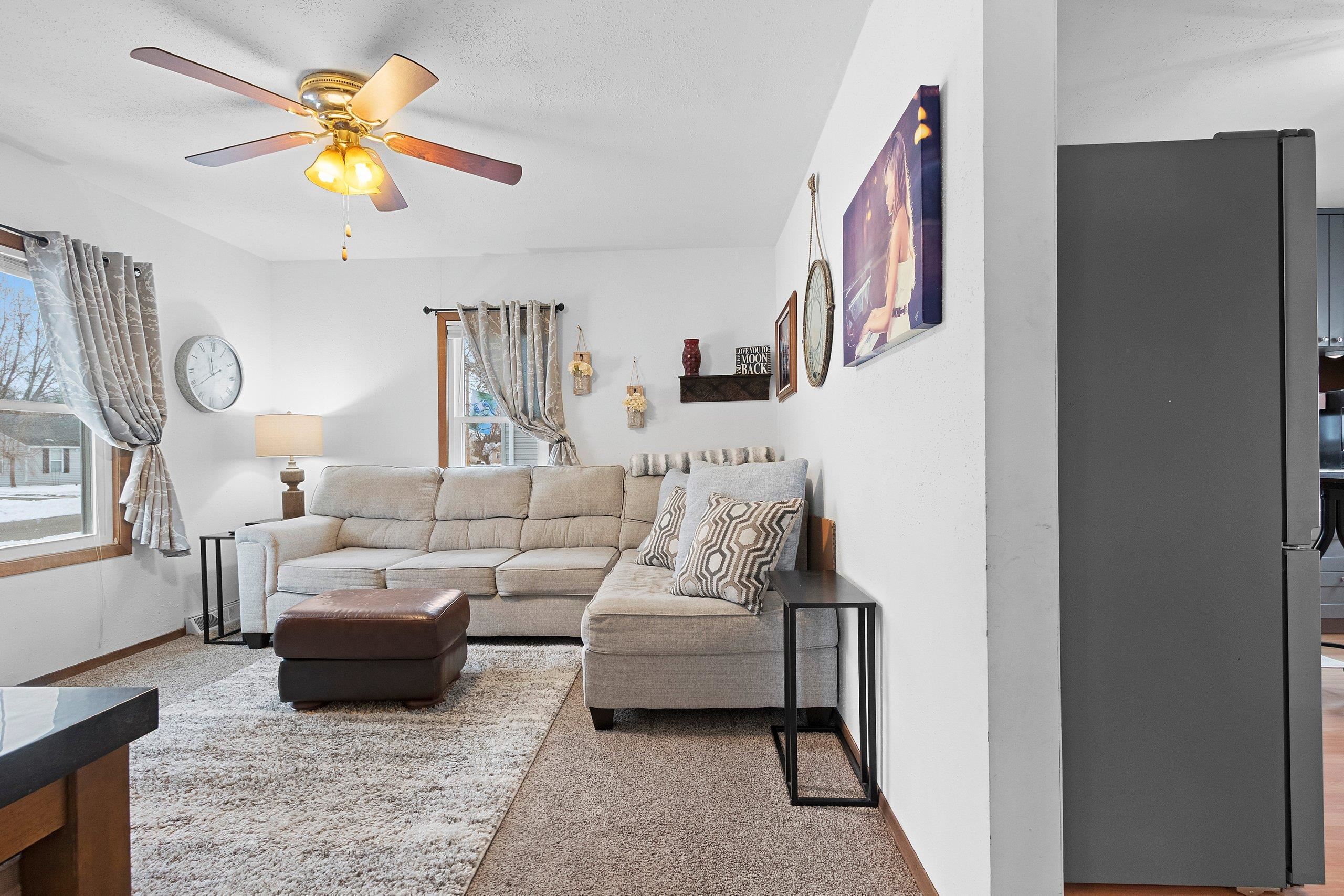 1815 North Ullman Street Appleton, WI 54911 - Photo 9 of 34