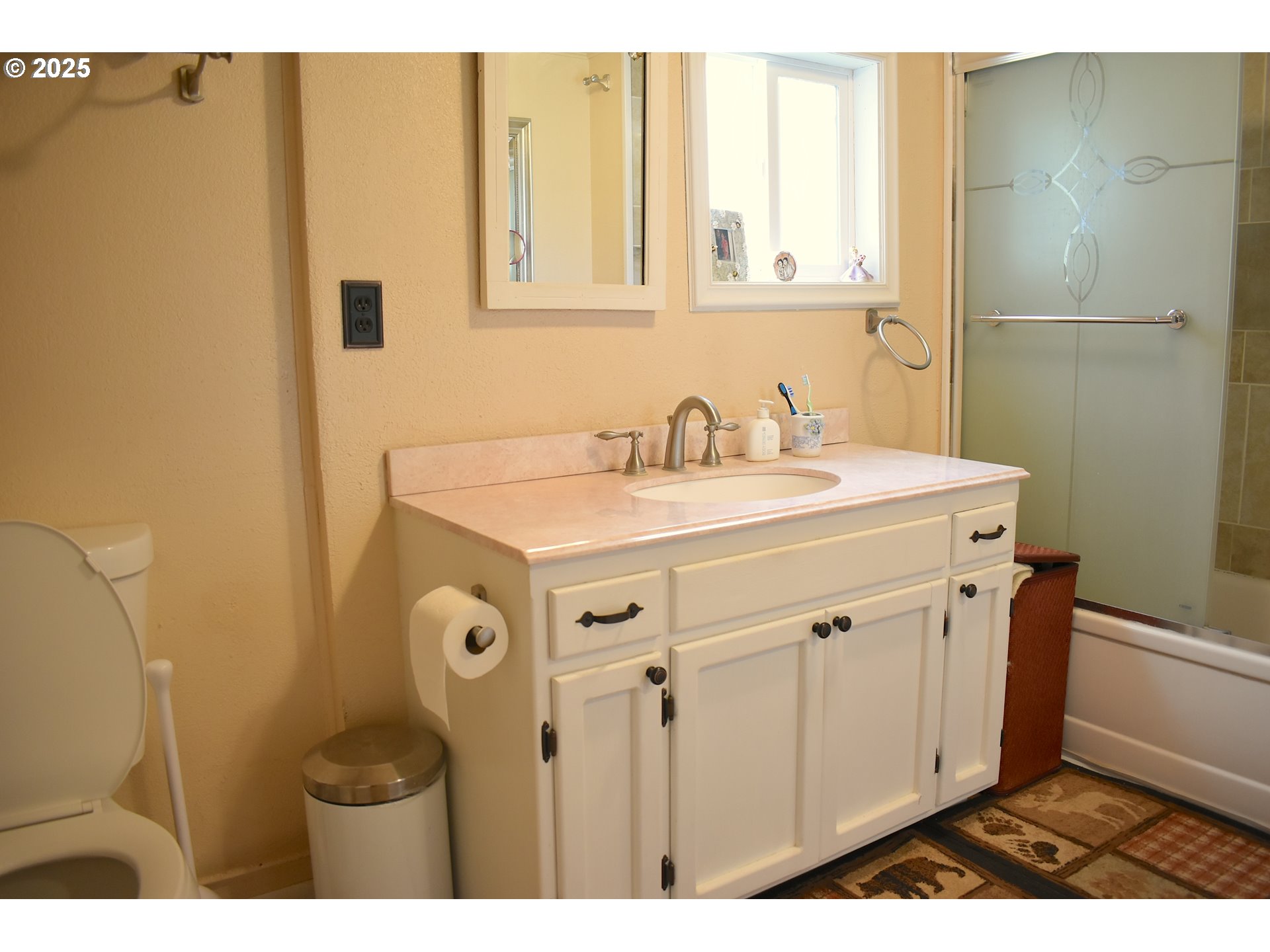 40300 Kahler Basin Road Spray, OR 97874 - Photo 14 of 26 a view of a sink and a mirror