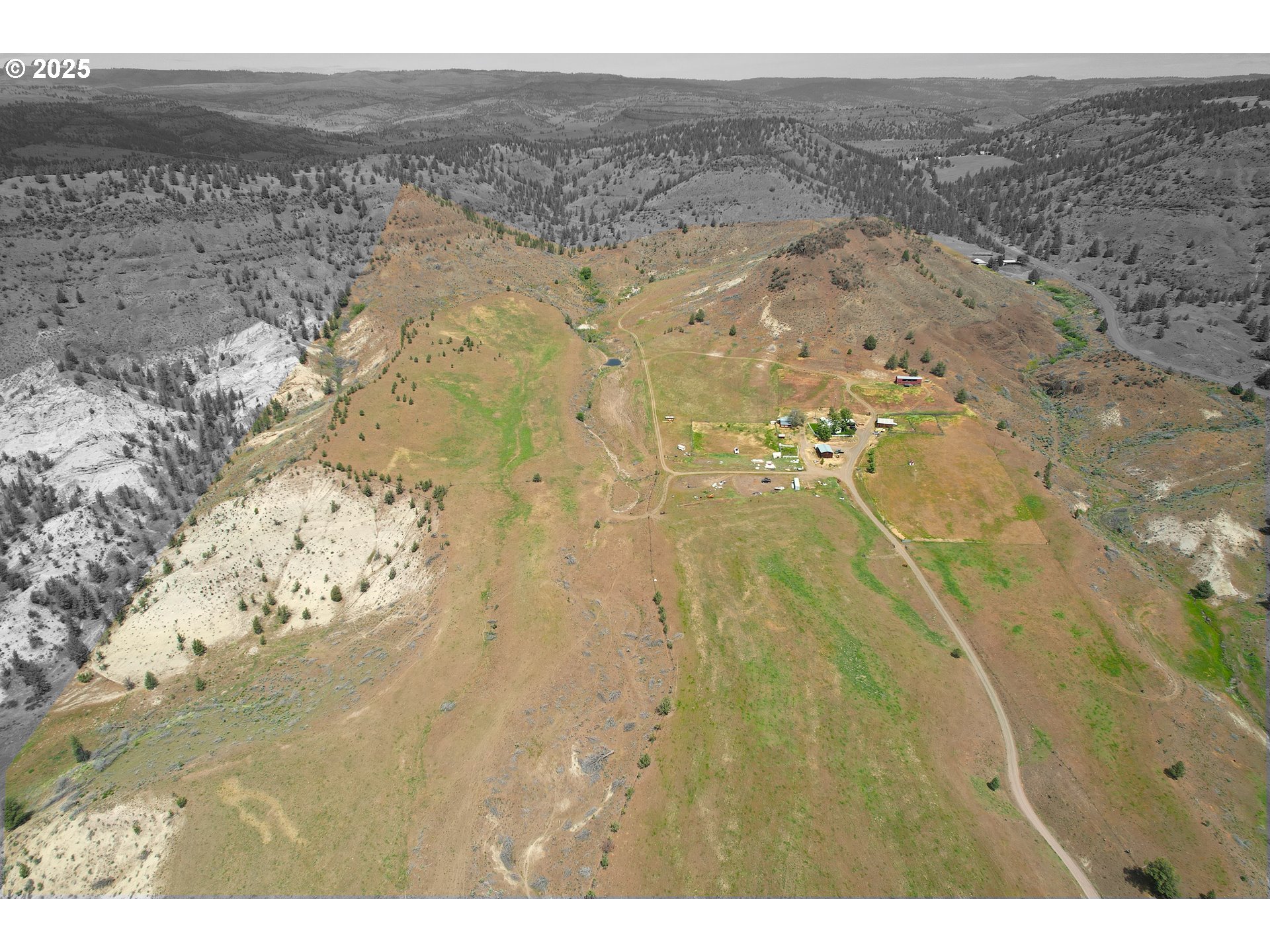 40300 Kahler Basin Road Spray, OR 97874 - Photo 21 of 26 a view of beach and ocean