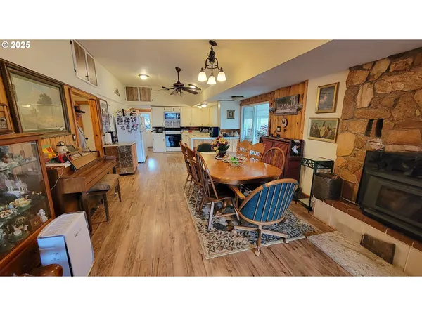 $895,000 | 40300 Kahler Basin Road, Spray, OR 97874