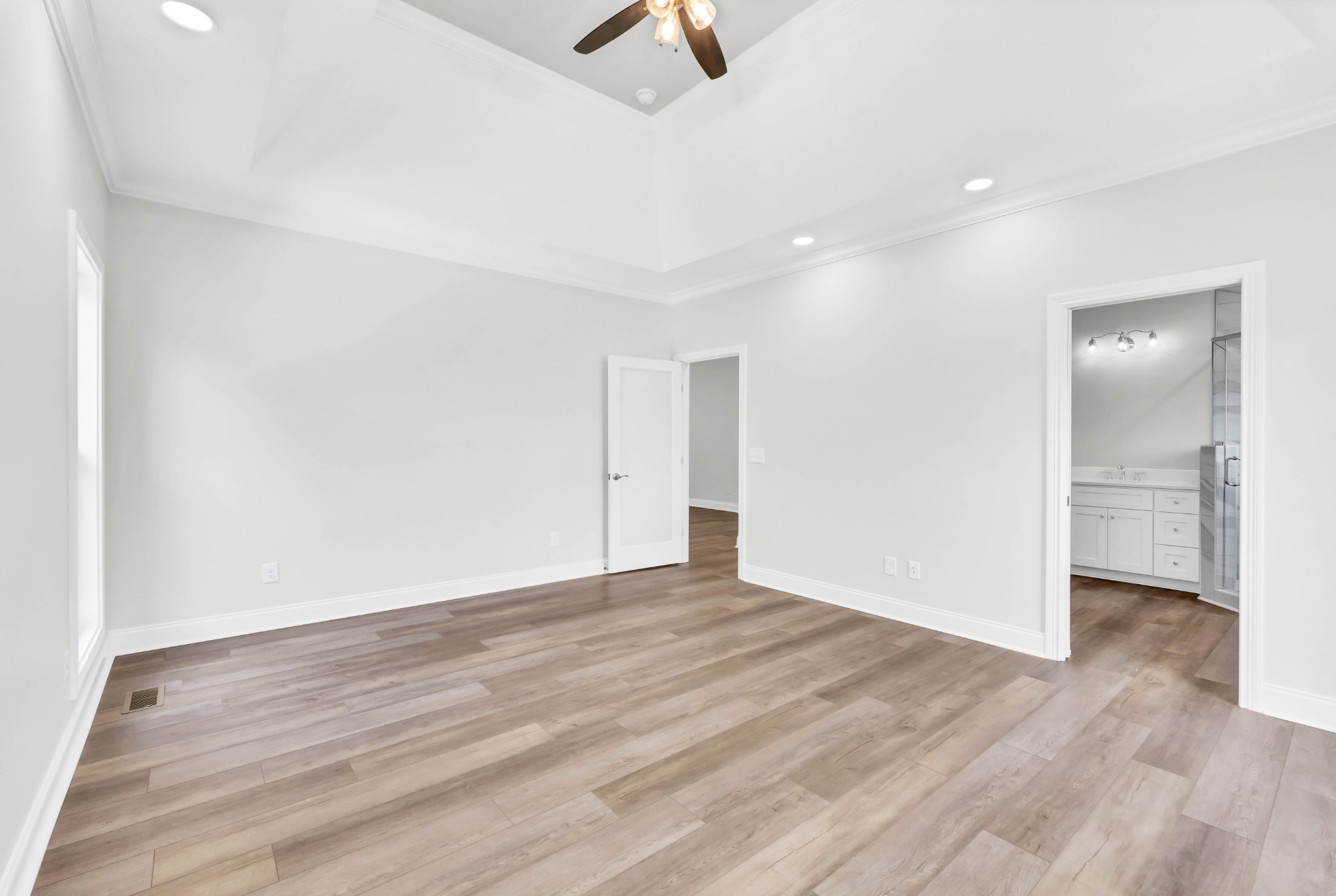447 Blue Ridge Clarksville, TN 37043 - Photo 19 of 42 Gallery Image 19